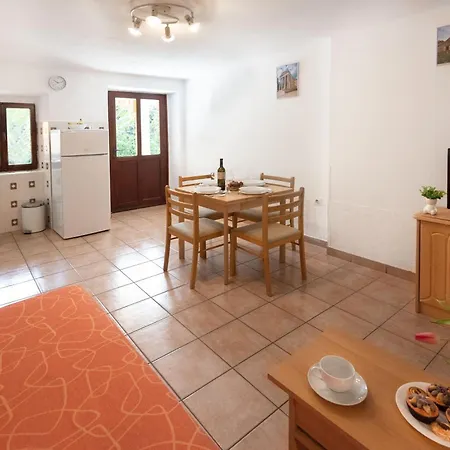 דירה Ama - Ground Floor