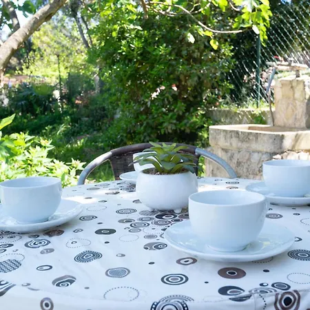 Ama - Ground Floor דירה