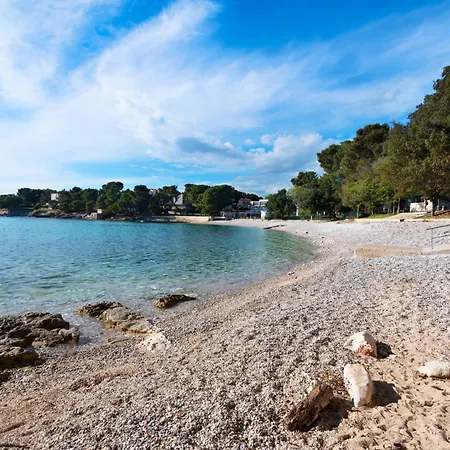 Ama - Ground Floor Lejlighed *