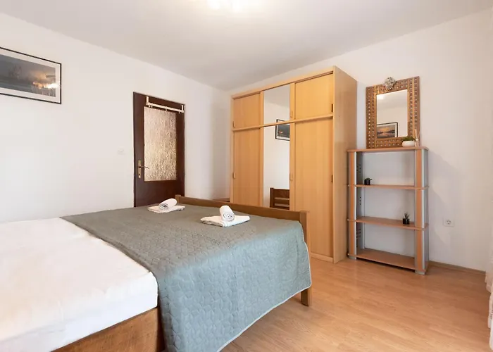 Ama - Ground Floor Lejlighed *