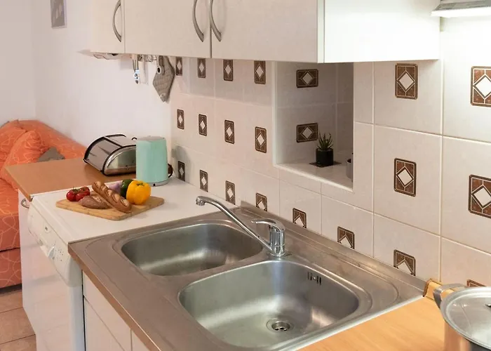 Ama - Ground Floor Lejlighed *